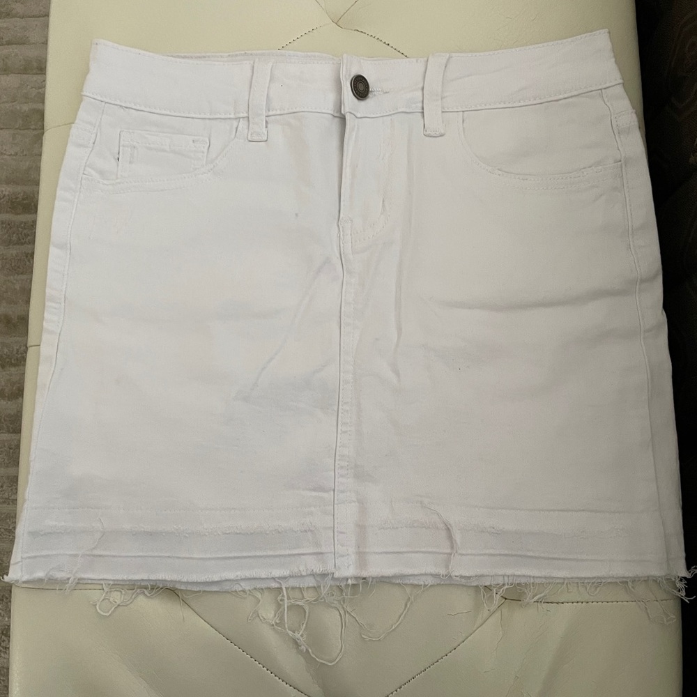 NEW pookie and Sebastian white jean skirt size M
